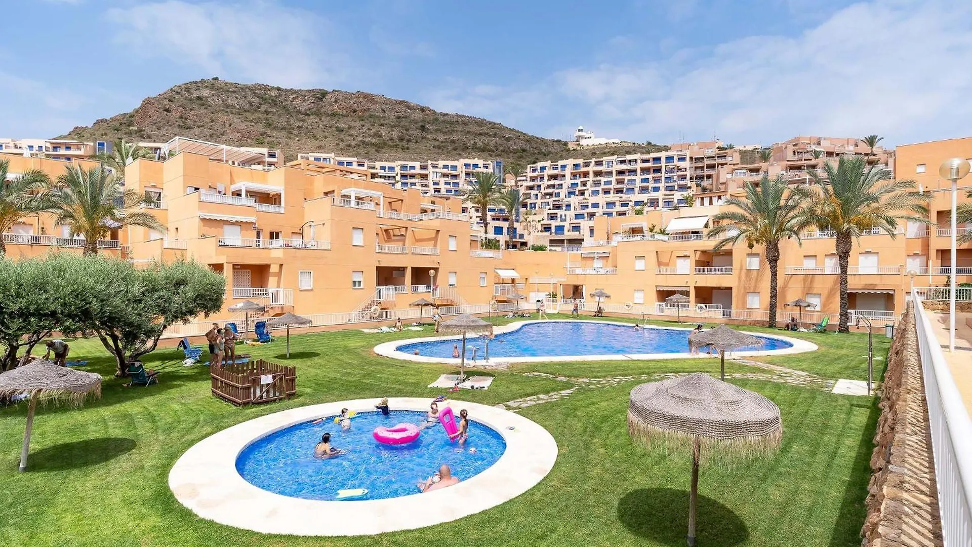 Aguamarina Golf contacts